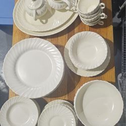 Vintage Coronado  Franciscan Ware  • Cream/Off White • 1940s Mid Century Modern • EXCELLENT CONDITION