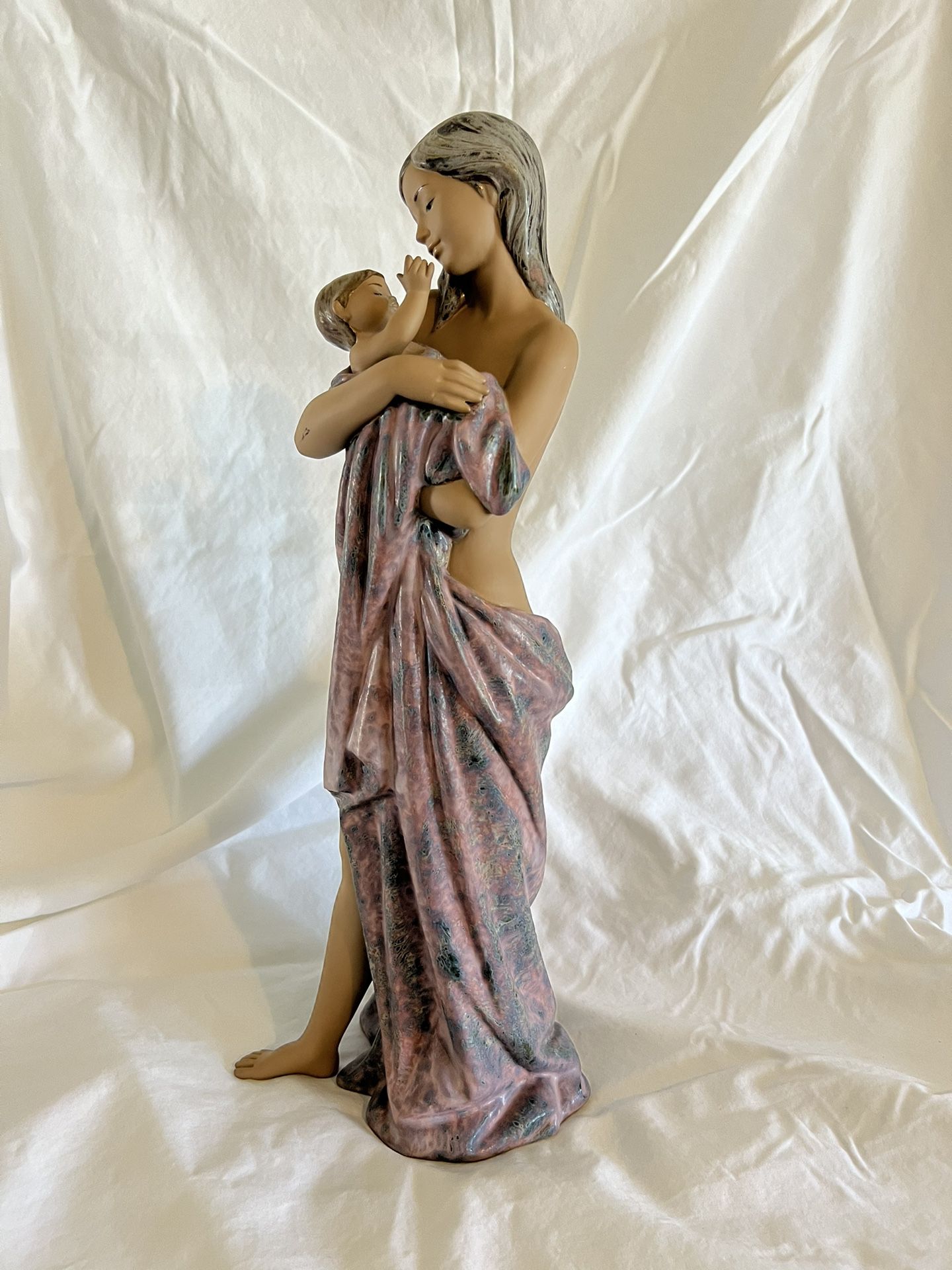 LLADRO GENTLE EMBRACE #2429 GRES COLLECTION MOTHER AND CHILD XL FIGURINE 18.5"
