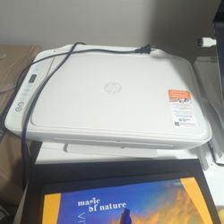 Hp Desk jet Printer.. 