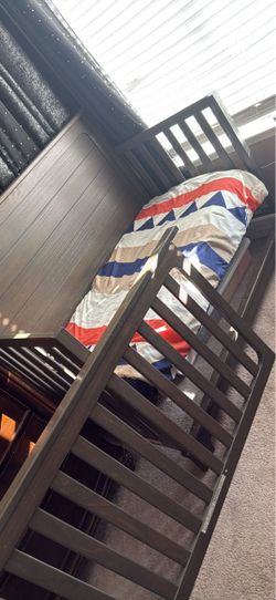 Baby crib
