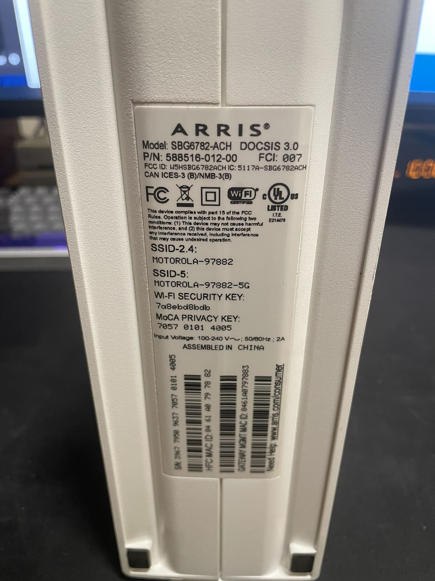 Arris SURFboard DOCSIS 3.0 Cable Modem With WiFi