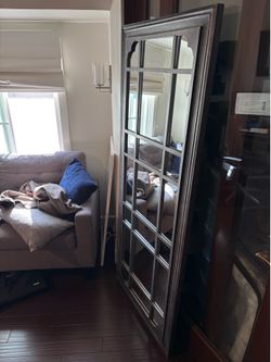Full Length Mirror - 6’ tall x 3’ wide - Great Condition!