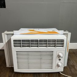 GE Air Conditioner 