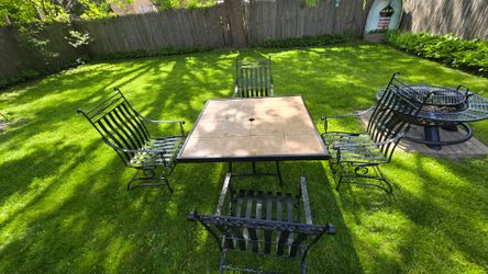 Square tile table set