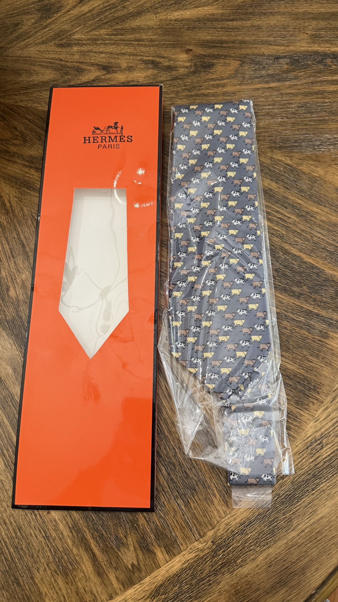 Brand New Tie Cow Pattern