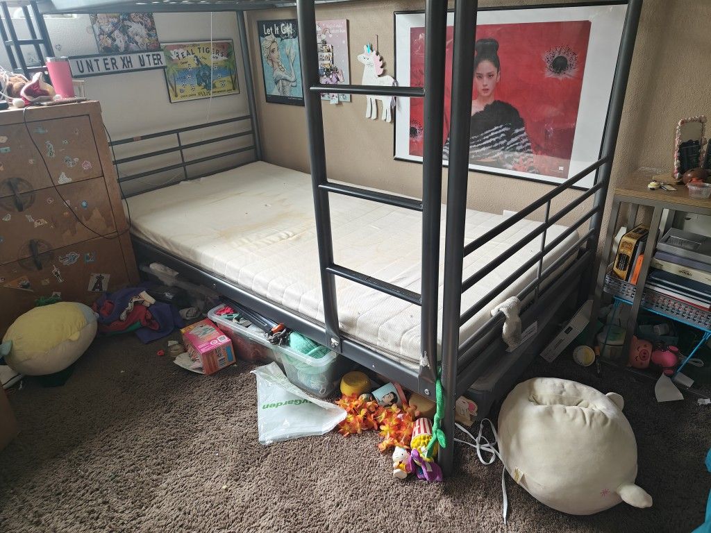 Bunk Bed Twin