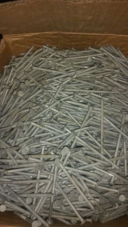 Hot galv ring shank deck nails 3-1/4