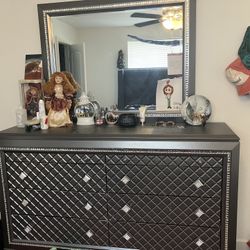 Dresser Vanity 