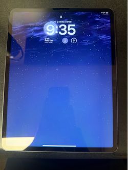 iPad Pro 12.9 (6th Gen 128gb WiFi only)