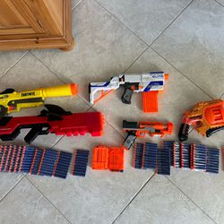 5 Nerf Guns and New and Unused Bullets
