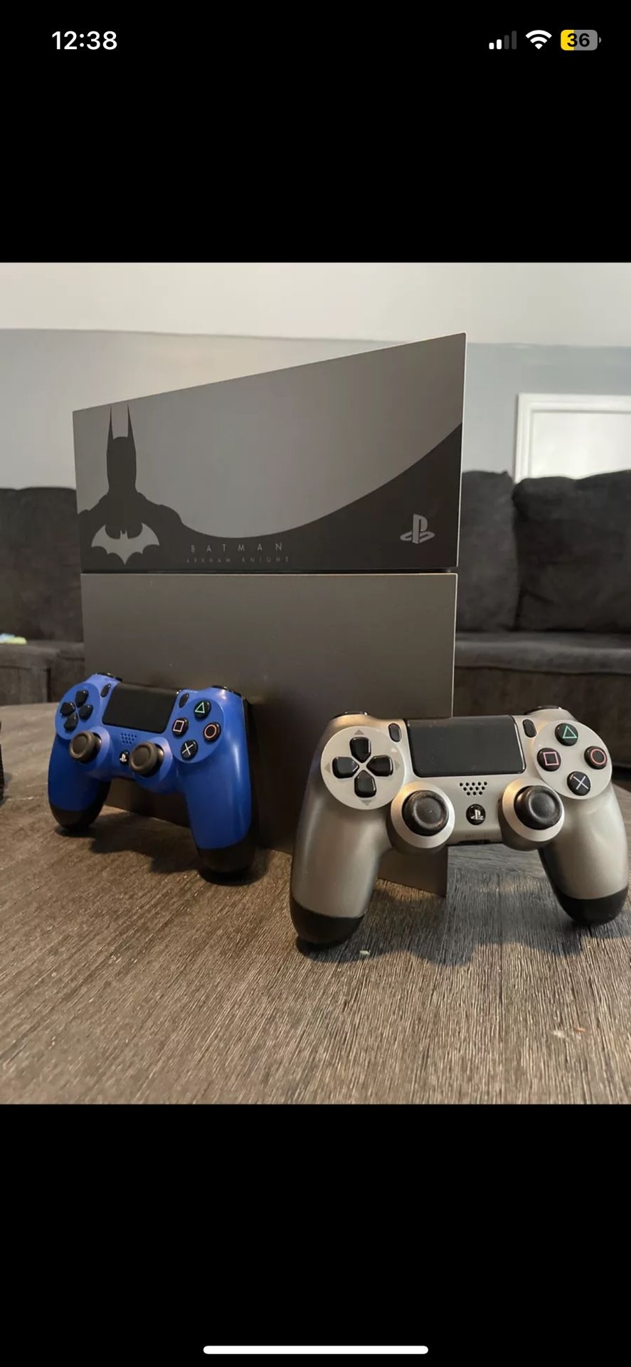PS4 Arkham Knight Limited Edition Console