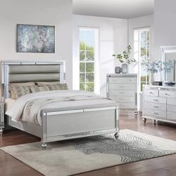 Brand New Silver 4pc Queen Bedroom Set (Available In California & Eastern King)