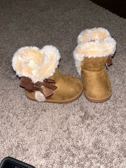 Baby girl boots