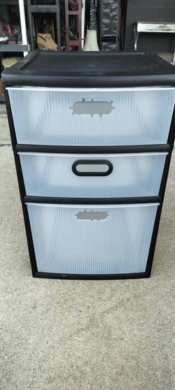 Plastic Dresser $14  Pick Up Only Bonanza and Lamb 