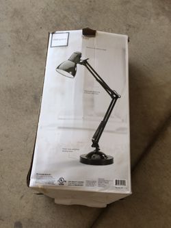 Table lamp