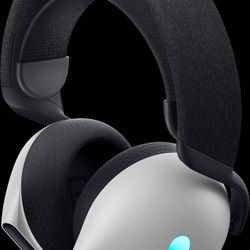 **BRAND NEW**Alienware Tri Mode Wireless Gaming Headset - AW725H