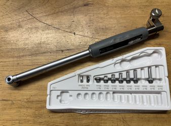 Mitutoyo Hole Cylinder CG-35AW 18-35mm Bore Gage Japan