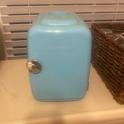 Mini Fridge, Blue (Portable) Need Gone ASAP