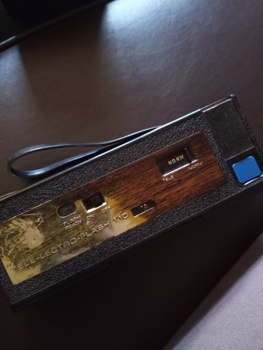 Vintage Kmart Focal Tele-Lectro Flash 110 Camera 