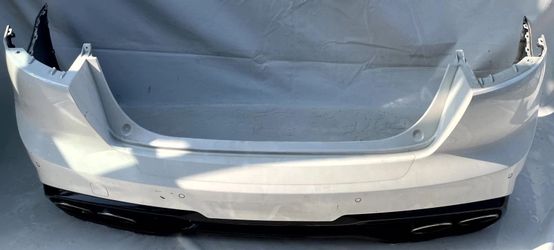 KIA STINGER REAR BUMPER COVER ASSEMBLY W/ PDC SENSORS WHITE 2018-2023
