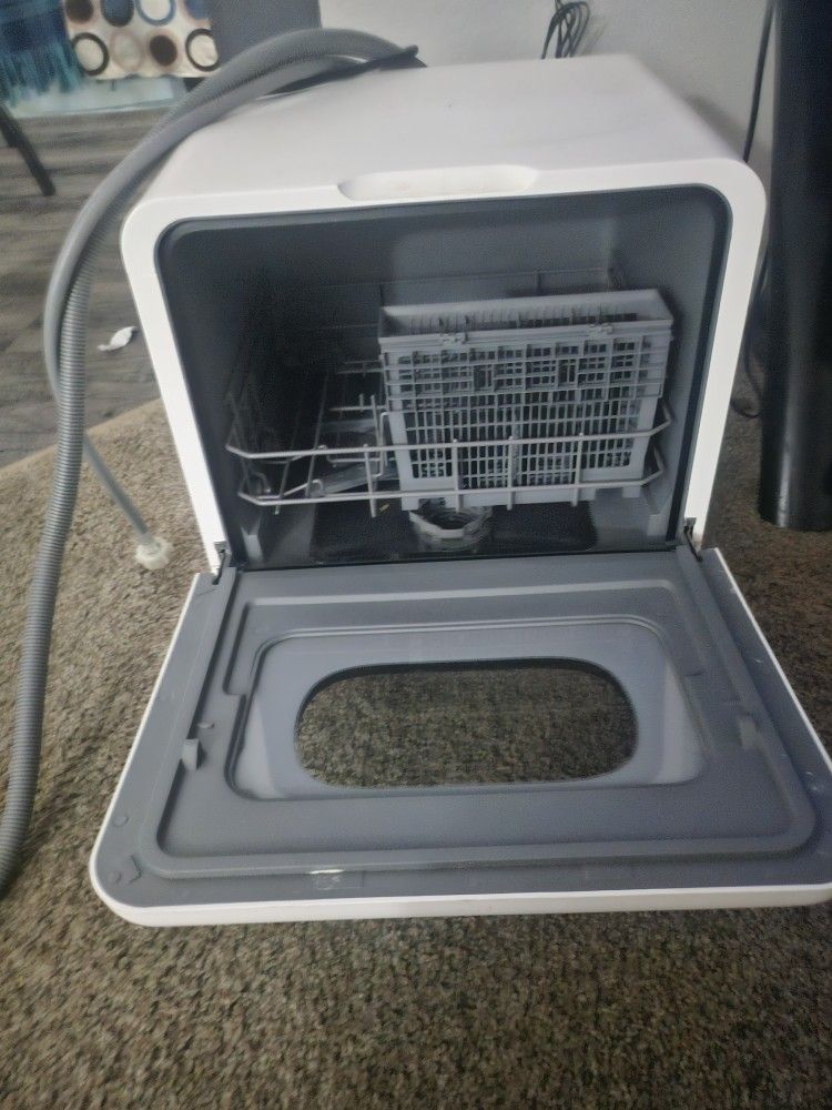 Dishwasher Like New