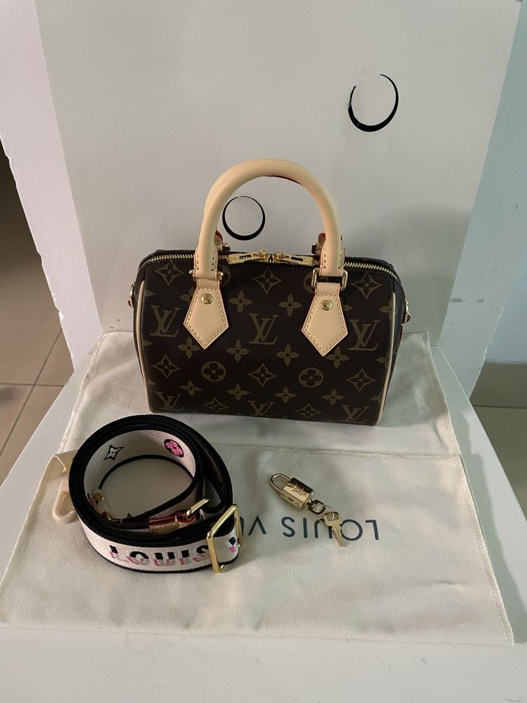 LOUIS VUITTON Monogram Speedy 20 Shoulder Bag