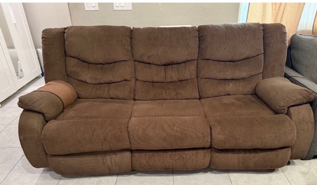 2 Recliner Couch