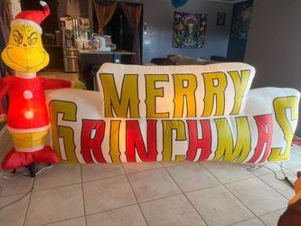 Grinch Inflatable Bundle $300 OBO
