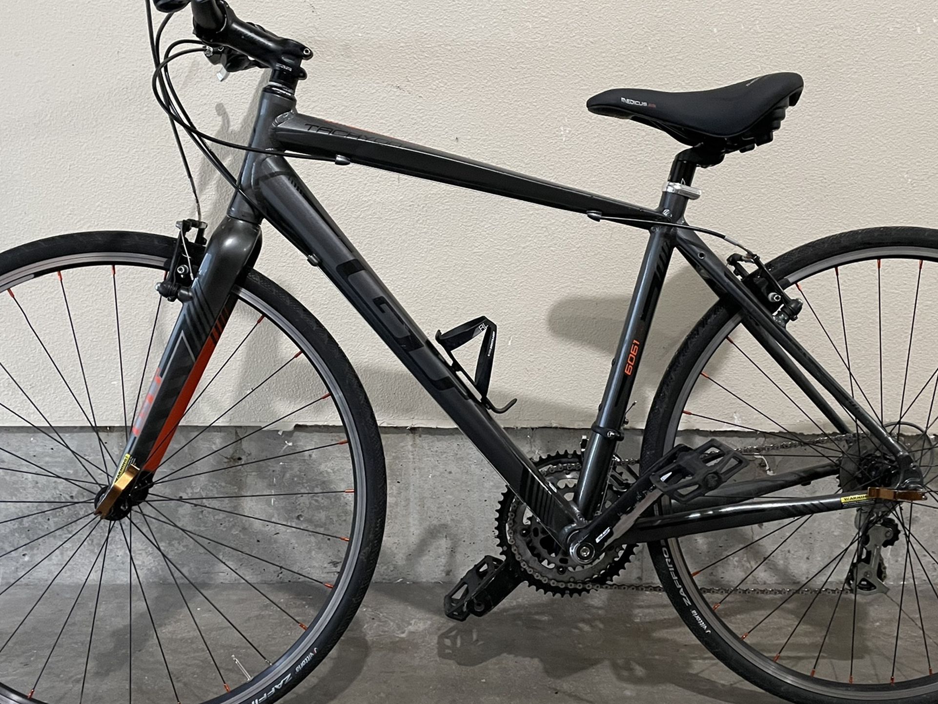 GT Tachyon 3.0 Bike