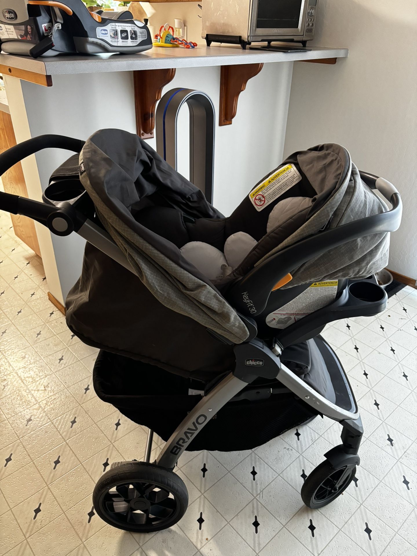 Chicco Bravo Stroller & Car Seat 