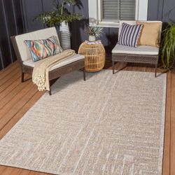 8/10 Indoor Outdoor Modern Beige Kaki Color Rug 
