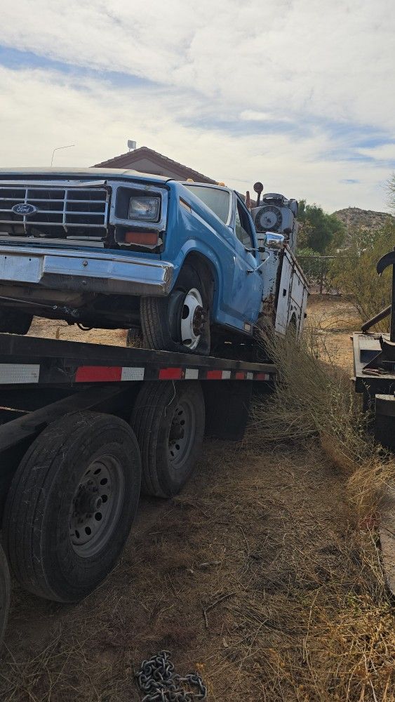 2020 Tow/grua Flat bed