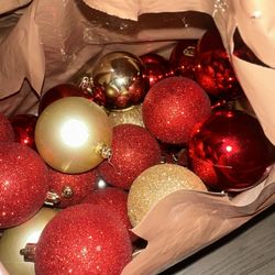 red, gold, glitter ornaments used 