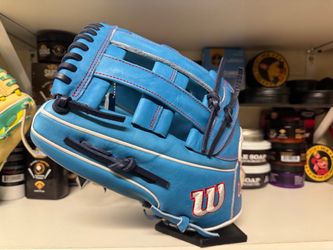 Wilson A2000 1777 12.75” LHT