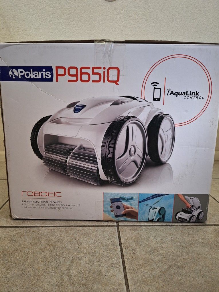 Pool Cleaning Robot