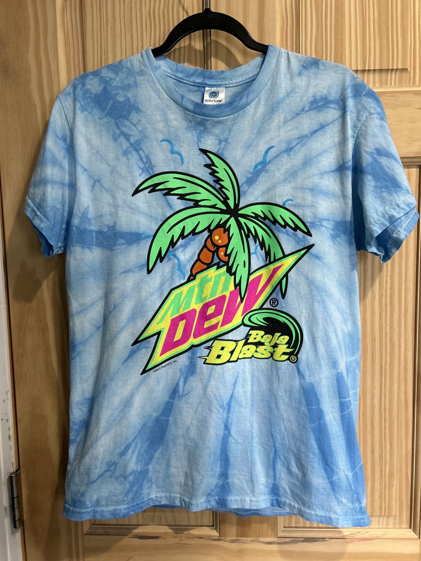 Mountain Dew Baja Blast Size Medium