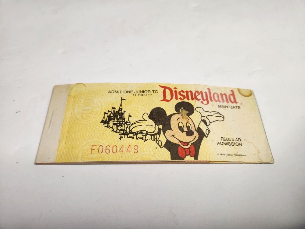 Vintage Disneyland Ticket Book w/Main Gate Admission Junior COMPLETE Disney
