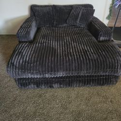 Black Sofa Verry Confy 