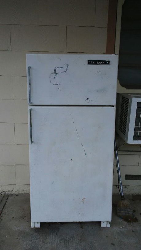 TRU-COLD automatic combination refrigerator/1961 vintage Montgomery Ward