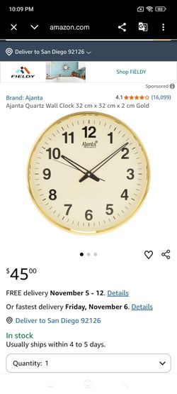 Quartz Wall Clock Gold 32 cm x 32 cm x 2 cm.