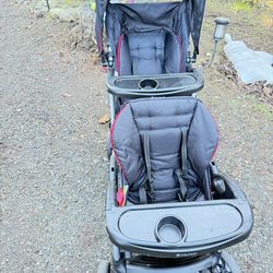 Double stroller $20