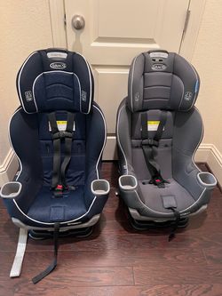 Graco Extend2Fit Convertible Car Seats –