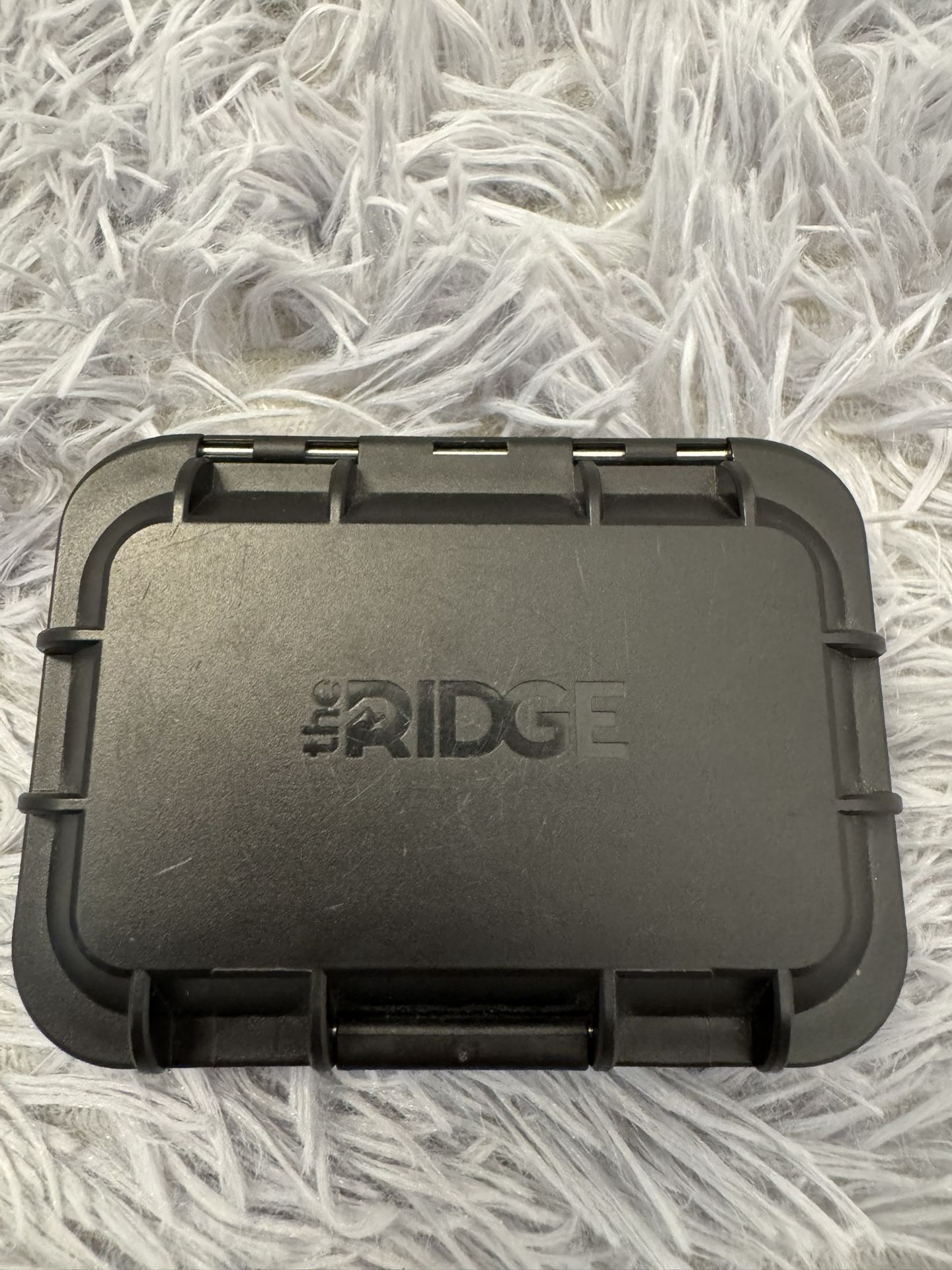 💼 Ridge 24K Gold-Plated Beveled Ring – Size 10