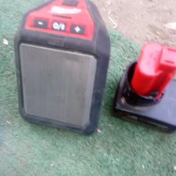 Milwaukee M12 Speaker