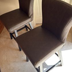 Set Of 3 Counter Stools 