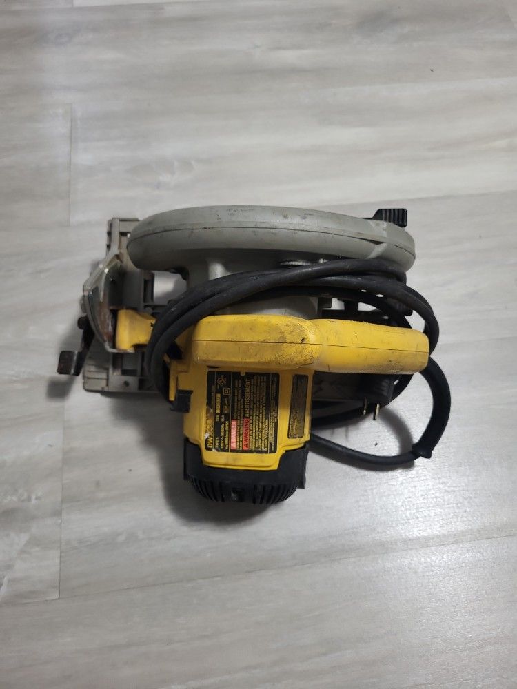 Circular Saw DeWalt 