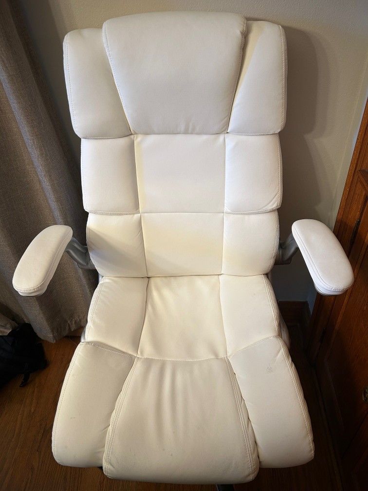 KCREAM White Office Chair