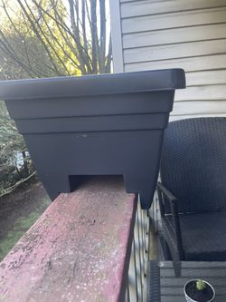 Deck Rail Planter 