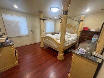 Selling all the furniture in this room