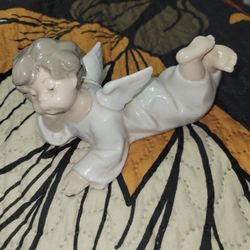 Lladro Laying Angel